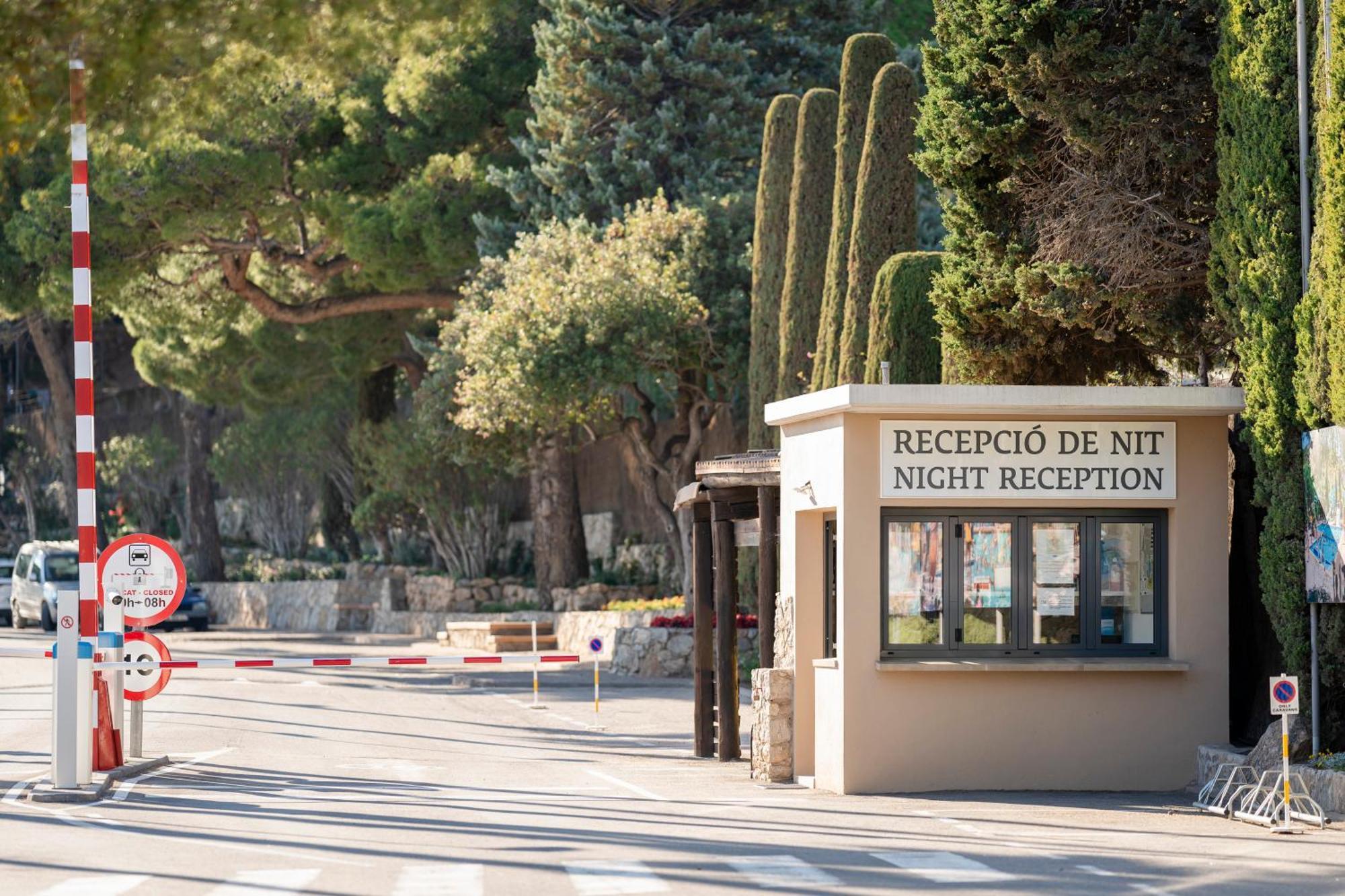 Camping Castell Montgri **** レスタルティット エクステリア 写真