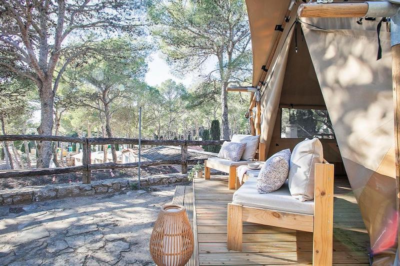 Camping Castell Montgri **** レスタルティット エクステリア 写真